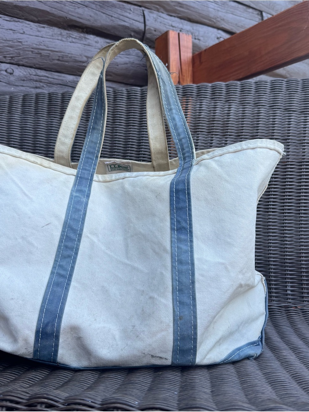 Vintage/Thrashed L.L. Bean Boat and Tote - 80s/90s - Picture 3 of 14